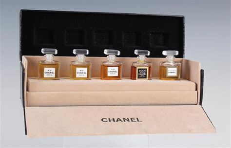 where to buy a sampler of chanel perfume|chanel perfume samples wholesale.